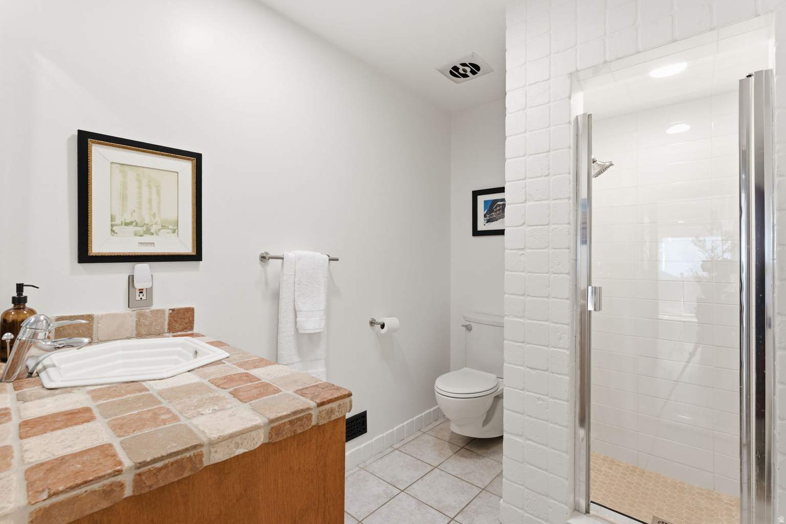 5575 S MERLYN CIR, Holladay, UT, 84117