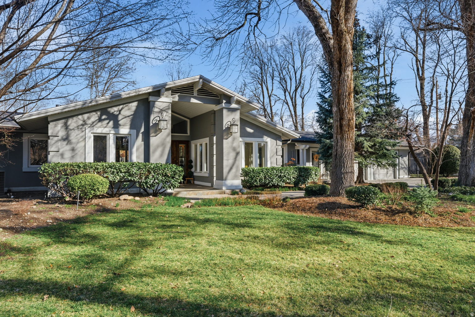 5575 S MERLYN CIR, Holladay, UT, 84117