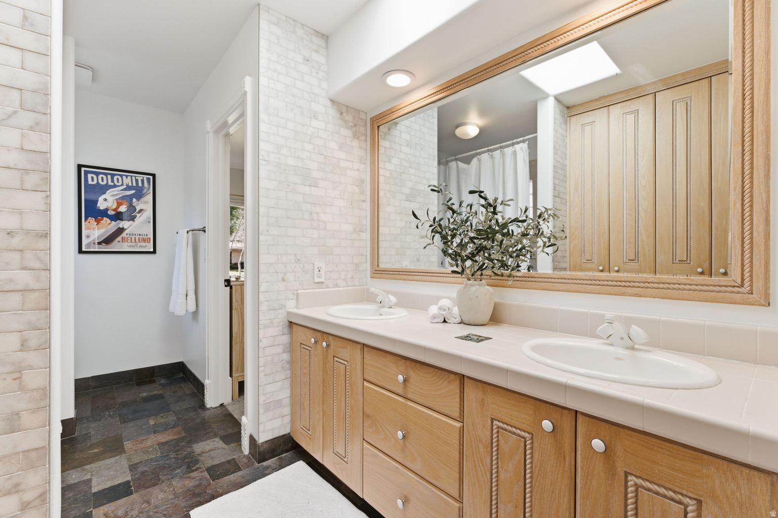 5575 S MERLYN CIR, Holladay, UT, 84117