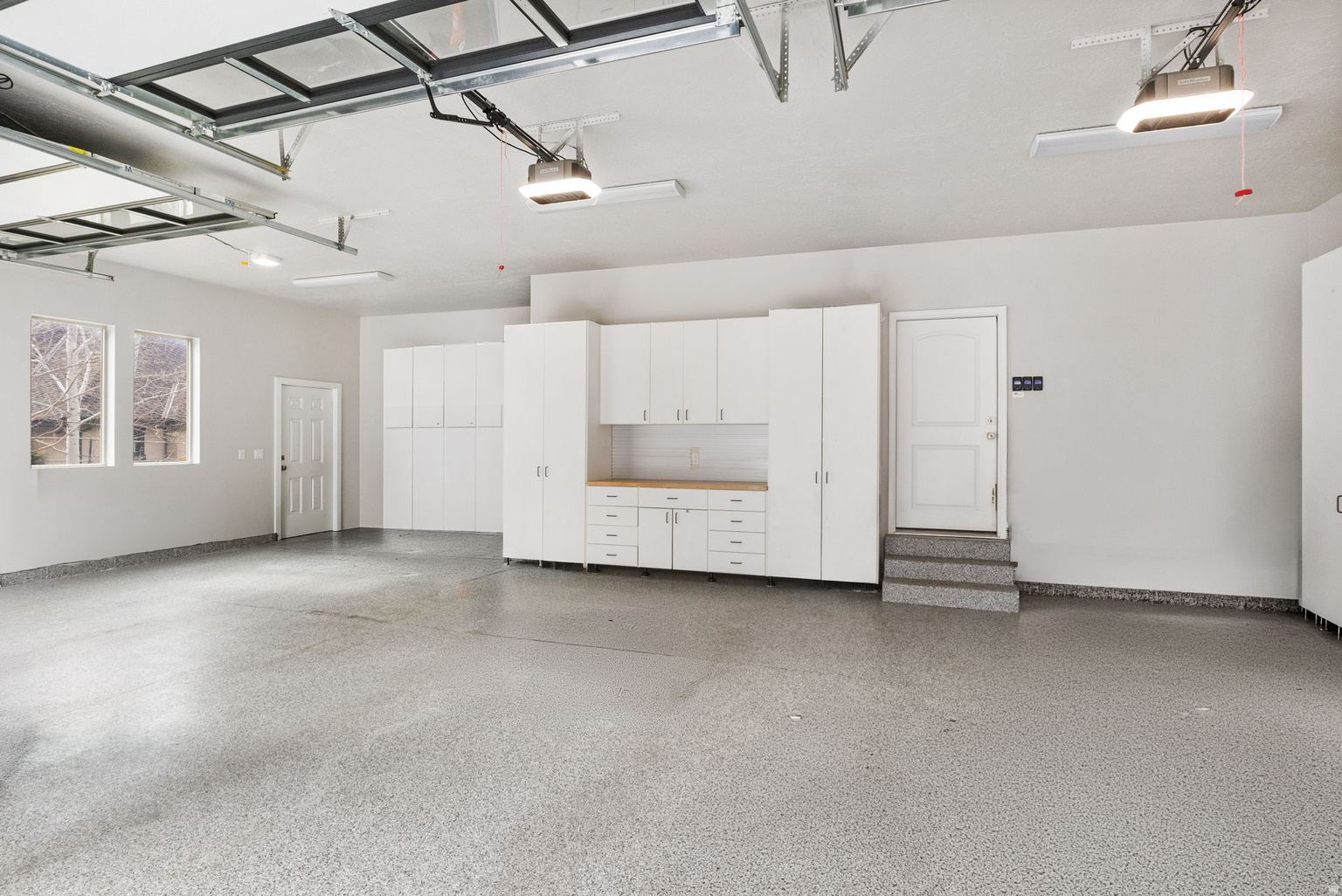 10346 S GRAYROCK CT, Sandy, UT, 84092