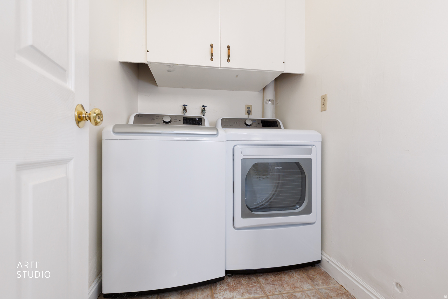 11129 S 2125 E, Sandy, UT, 84092