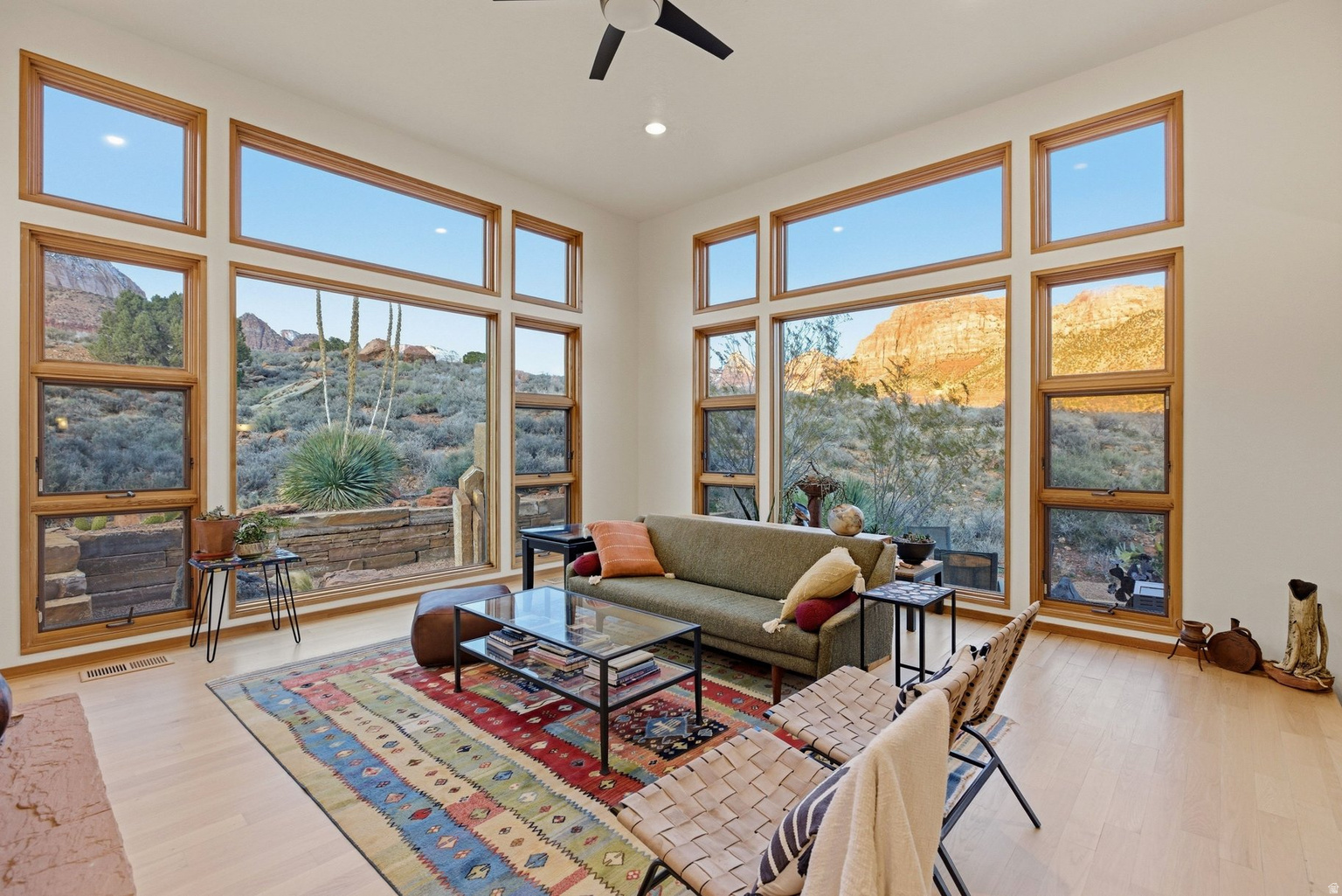 261 VALLEY VIEW DR, Springdale, UT, 84767