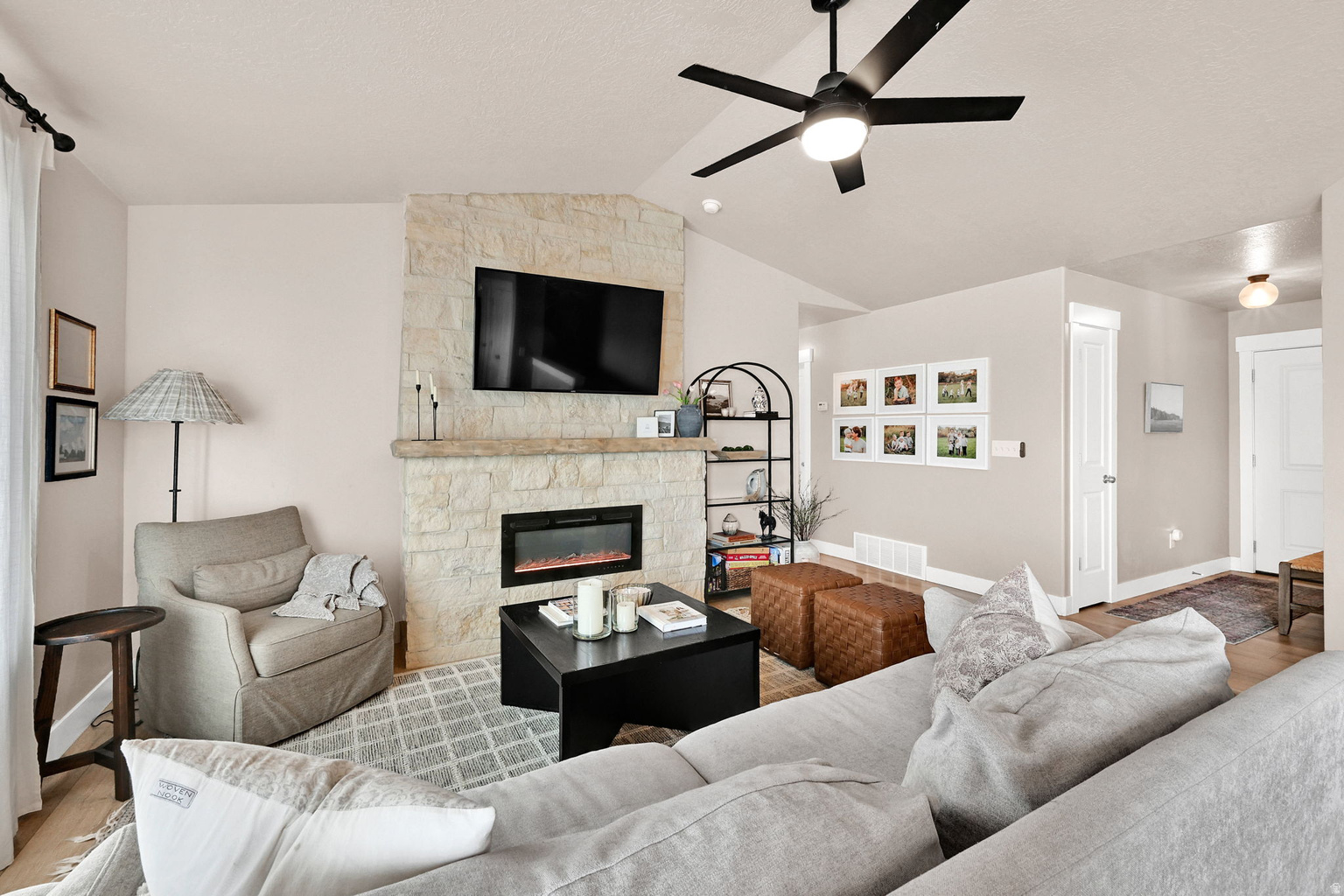 2681 E CLARKSTONE DR, Eagle  Mountain, UT, 84005