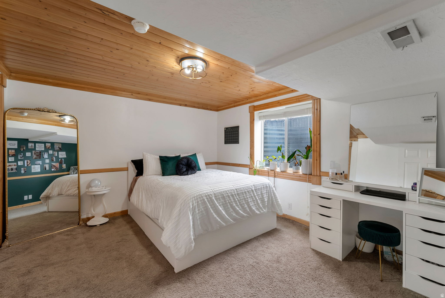 2328 W STEPHEN LN S, Riverton, UT, 84065