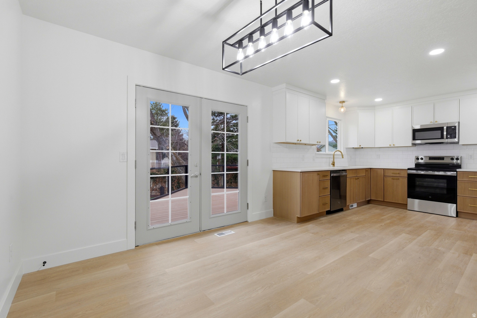 1469 E WINTERWOOD CIR S, Sandy, UT, 84092