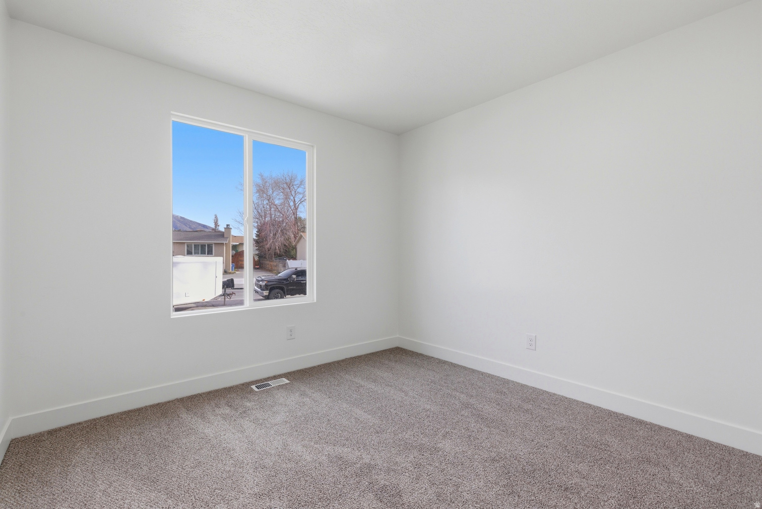 1469 E WINTERWOOD CIR S, Sandy, UT, 84092