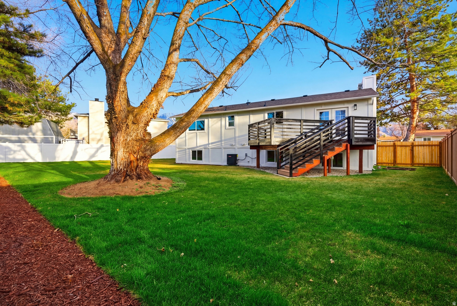 1469 E WINTERWOOD CIR S, Sandy, UT, 84092