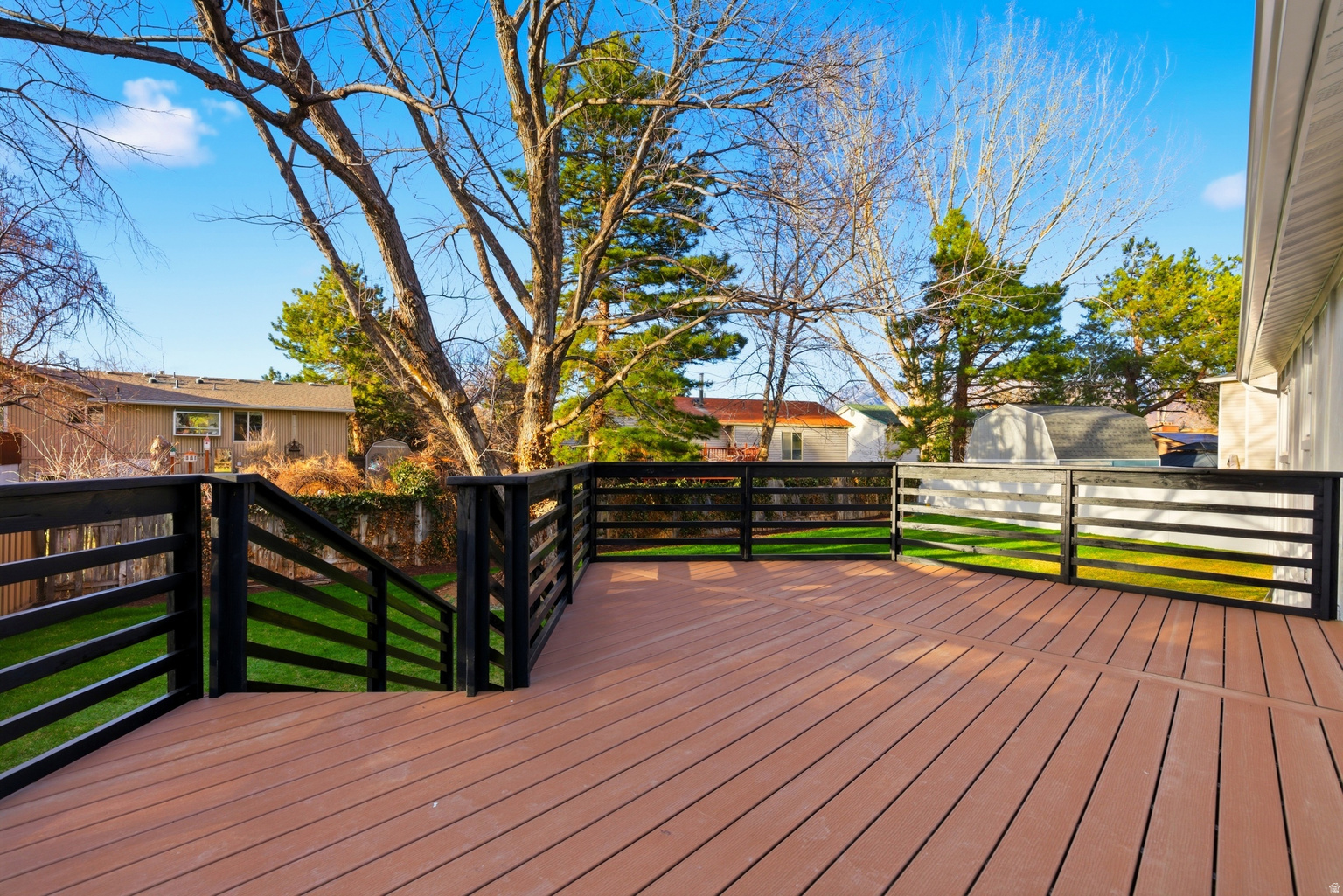 1469 E WINTERWOOD CIR S, Sandy, UT, 84092