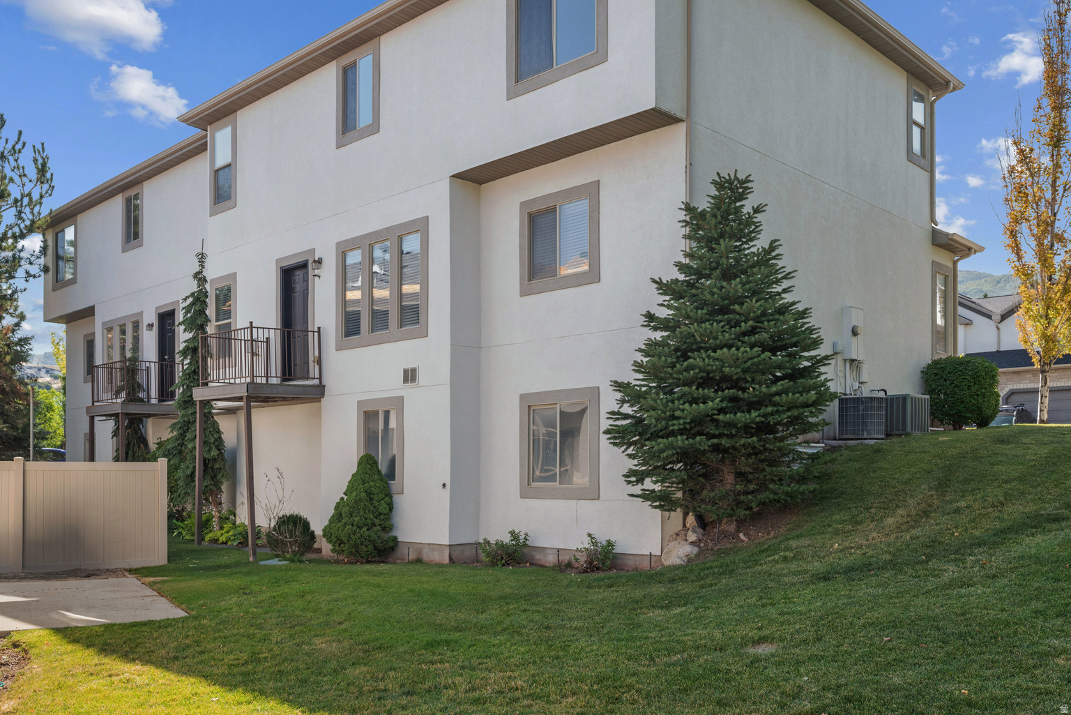 909 E ROSEBUD CT, Draper, UT, 84020