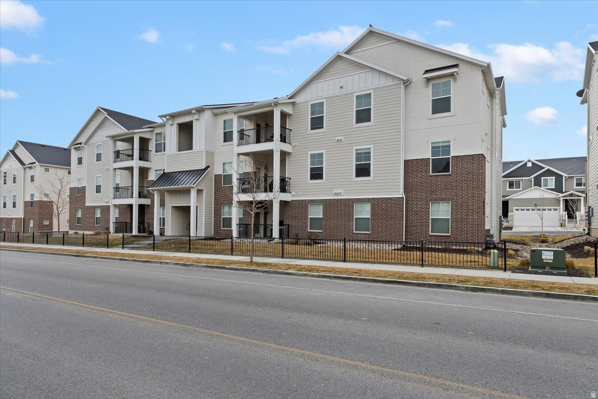 4210 W 1850 N UNIT I-202, Lehi, UT, 84043