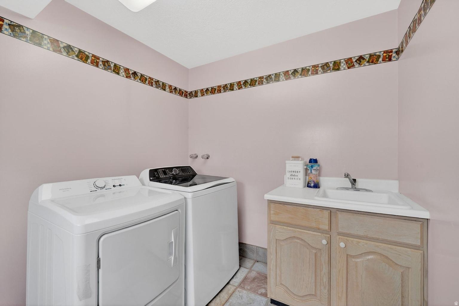 1308 S 150 E, Kaysville, UT, 84037