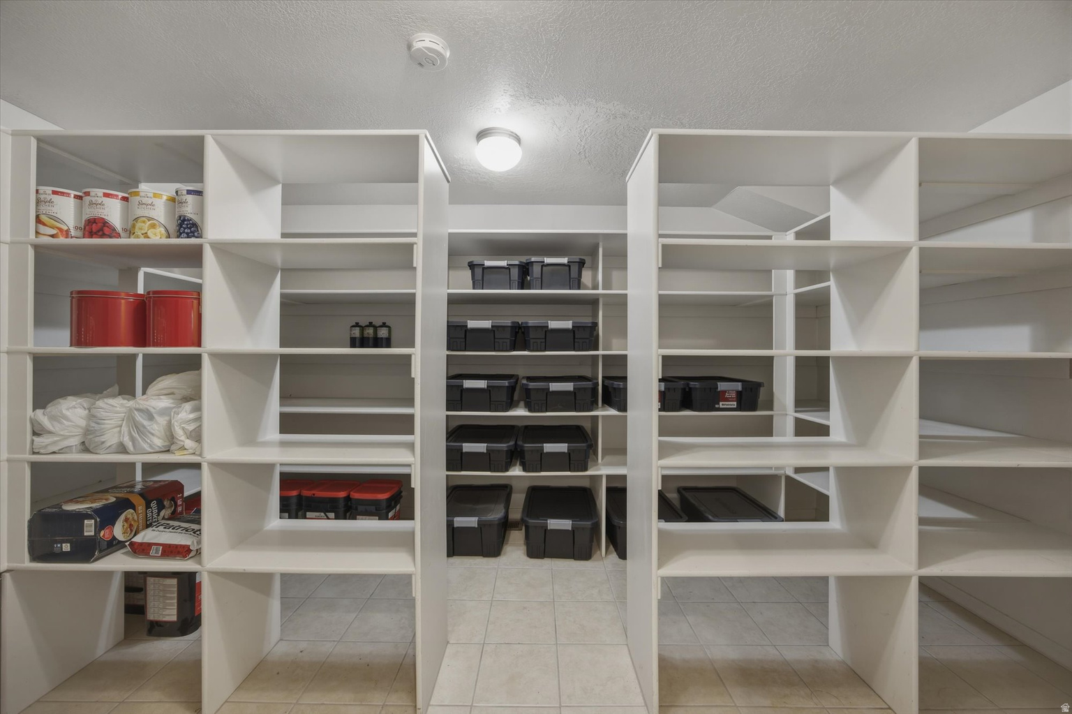 3205 E DANISH WAY, Cottonwood  Heights, UT, 84121