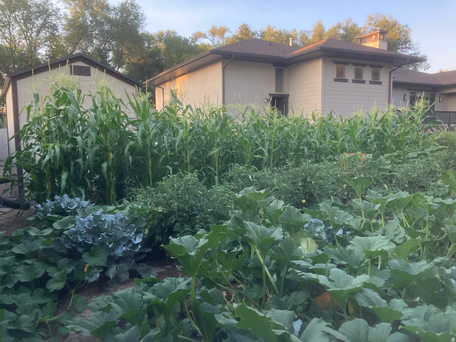 1932 E CHARLESTON LN, Holladay, UT, 84121