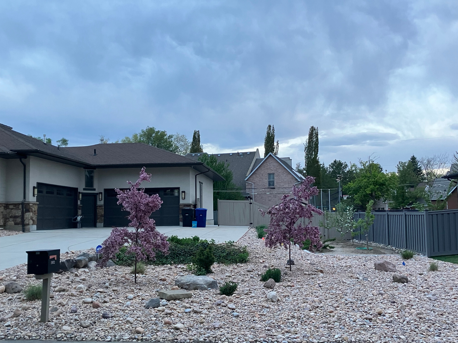 1932 E CHARLESTON LN, Holladay, UT, 84121