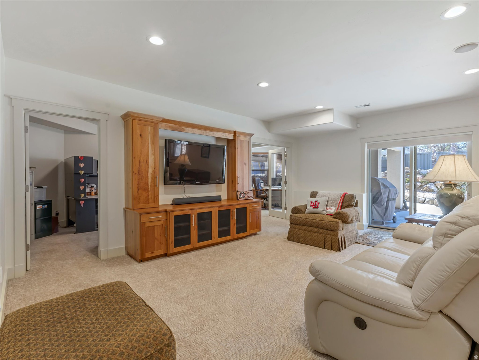 1932 E CHARLESTON LN, Holladay, UT, 84121