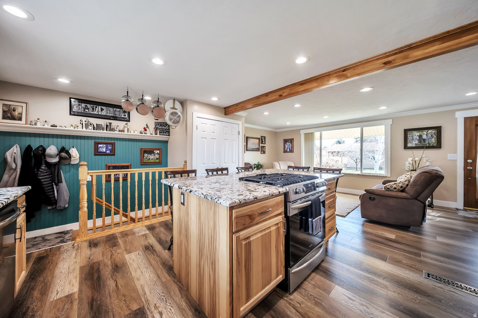 140 W PAULA DR S, Sandy, UT, 84070