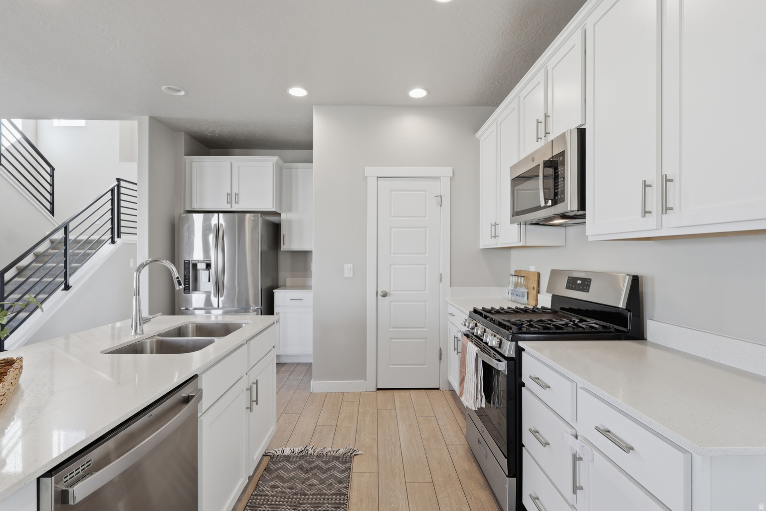 7692 W MOUNT ELINOR RD, Magna, UT, 84044