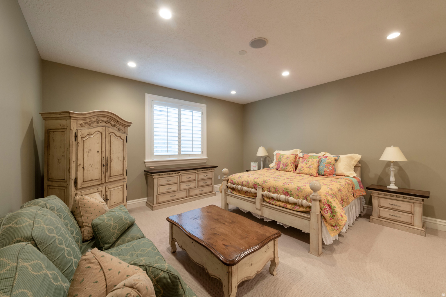 2620 E CASTO LN, Holladay, UT, 84117