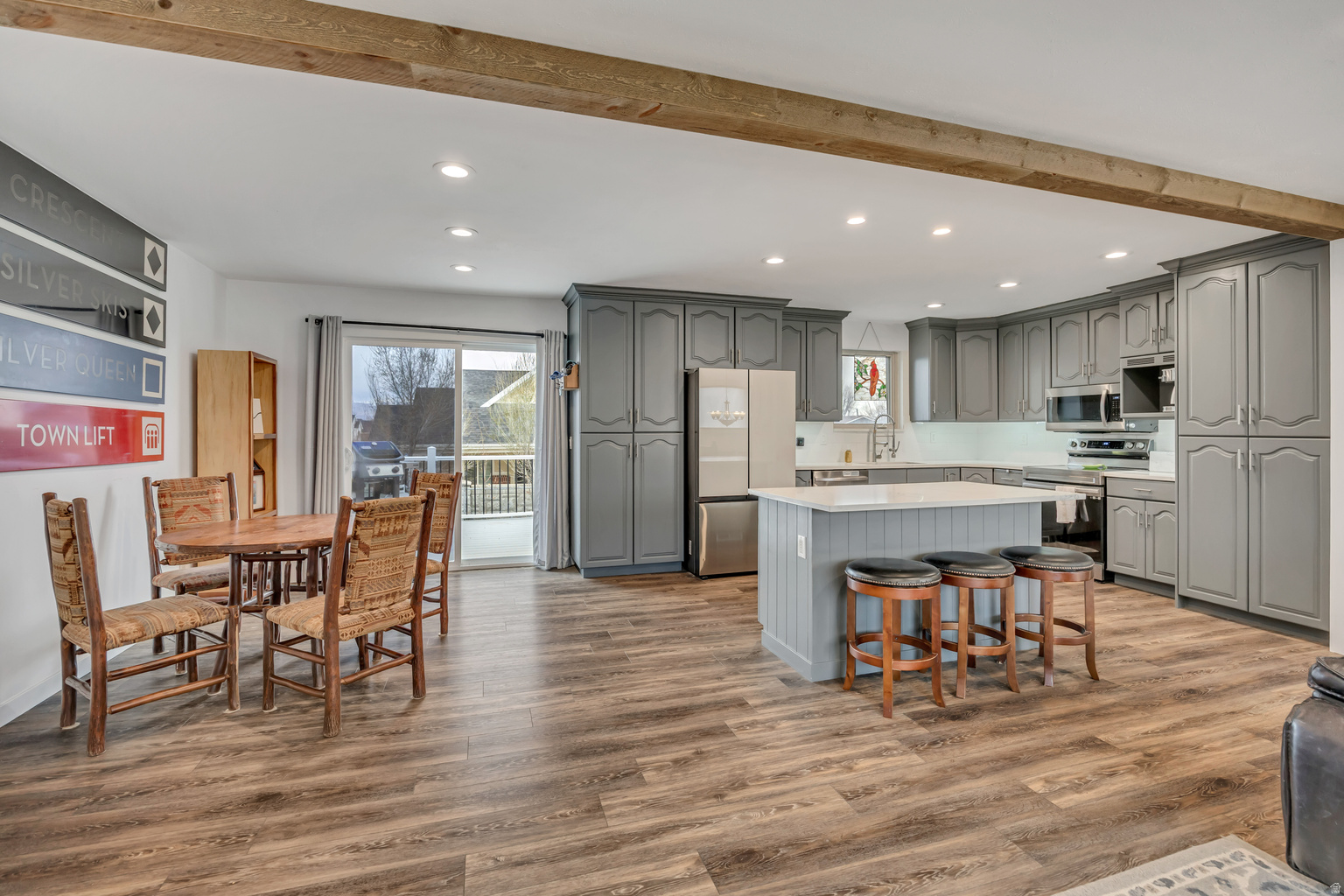 9218 S LAURA ANNE WAY, Sandy, UT, 84094