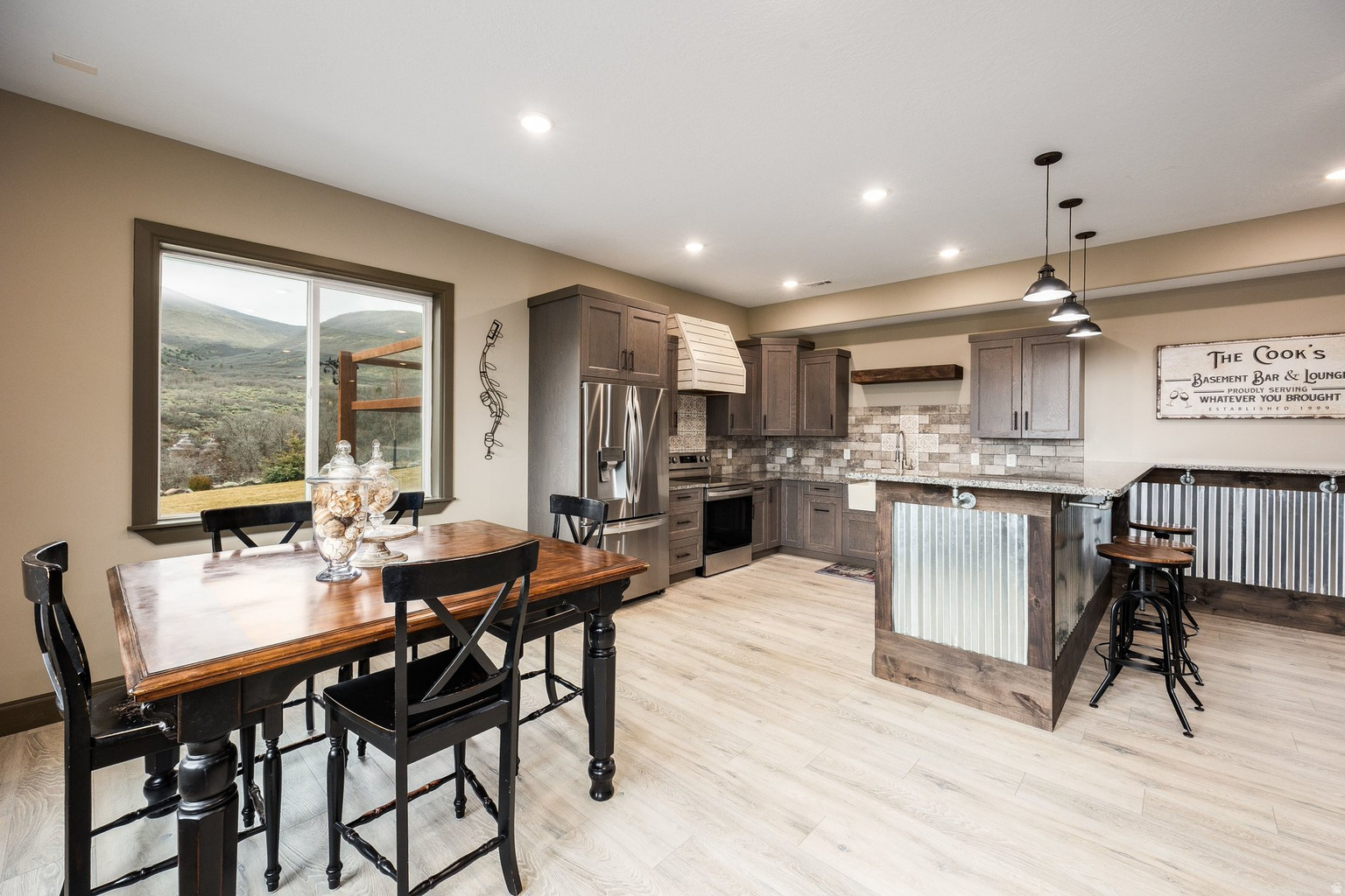 15113 S CEDAR MEADOW CIR W, Herriman, UT, 84096