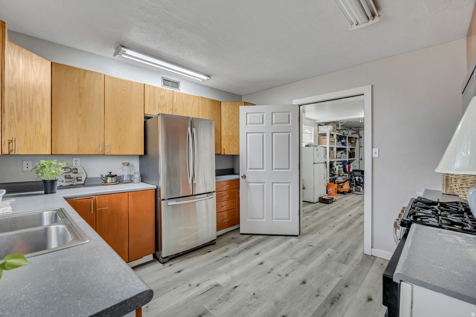 9979 S ALBURY RD, Sandy, UT, 84092