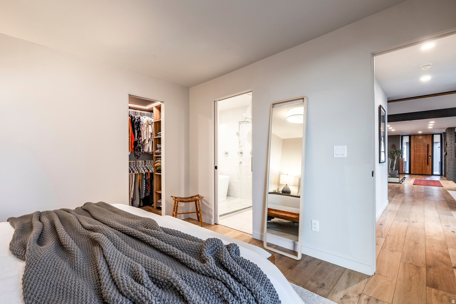 619 N J ST, Salt  Lake  City, UT, 84103