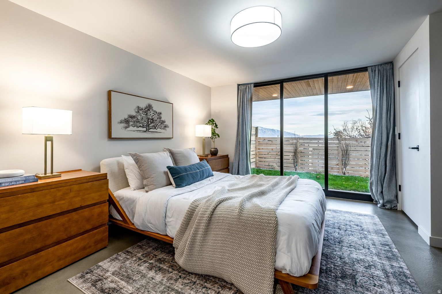 619 N J ST, Salt  Lake  City, UT, 84103