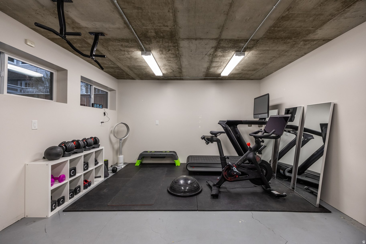 619 N J ST, Salt  Lake  City, UT, 84103