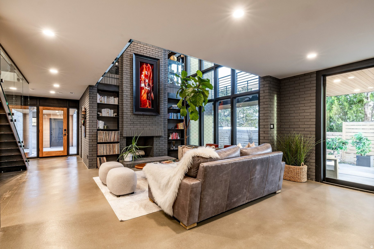 619 N J ST, Salt  Lake  City, UT, 84103