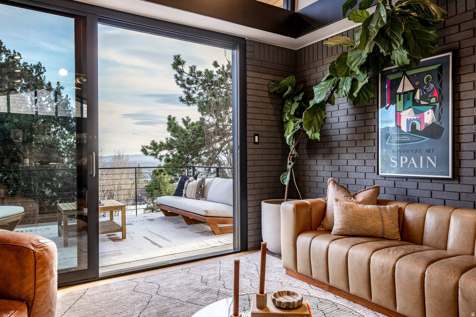 619 N J ST, Salt  Lake  City, UT, 84103