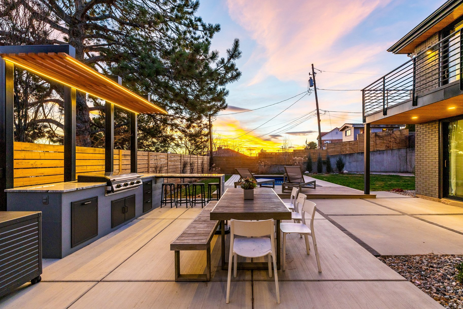 619 N J ST, Salt  Lake  City, UT, 84103