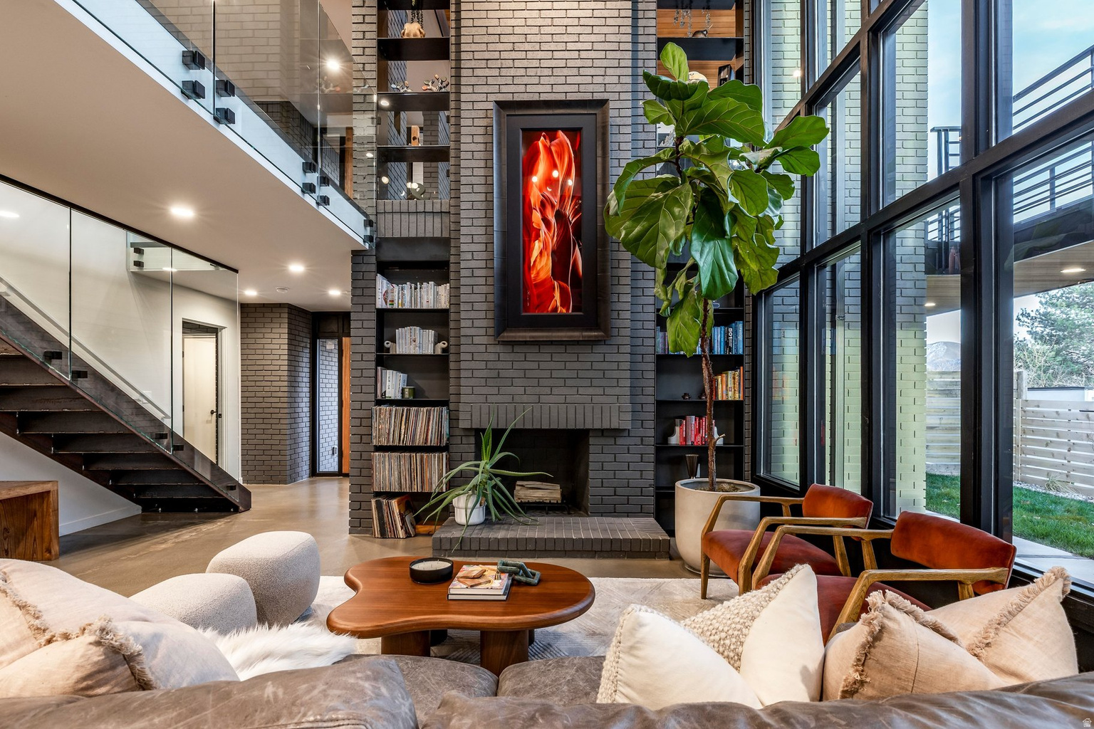 619 N J ST, Salt  Lake  City, UT, 84103