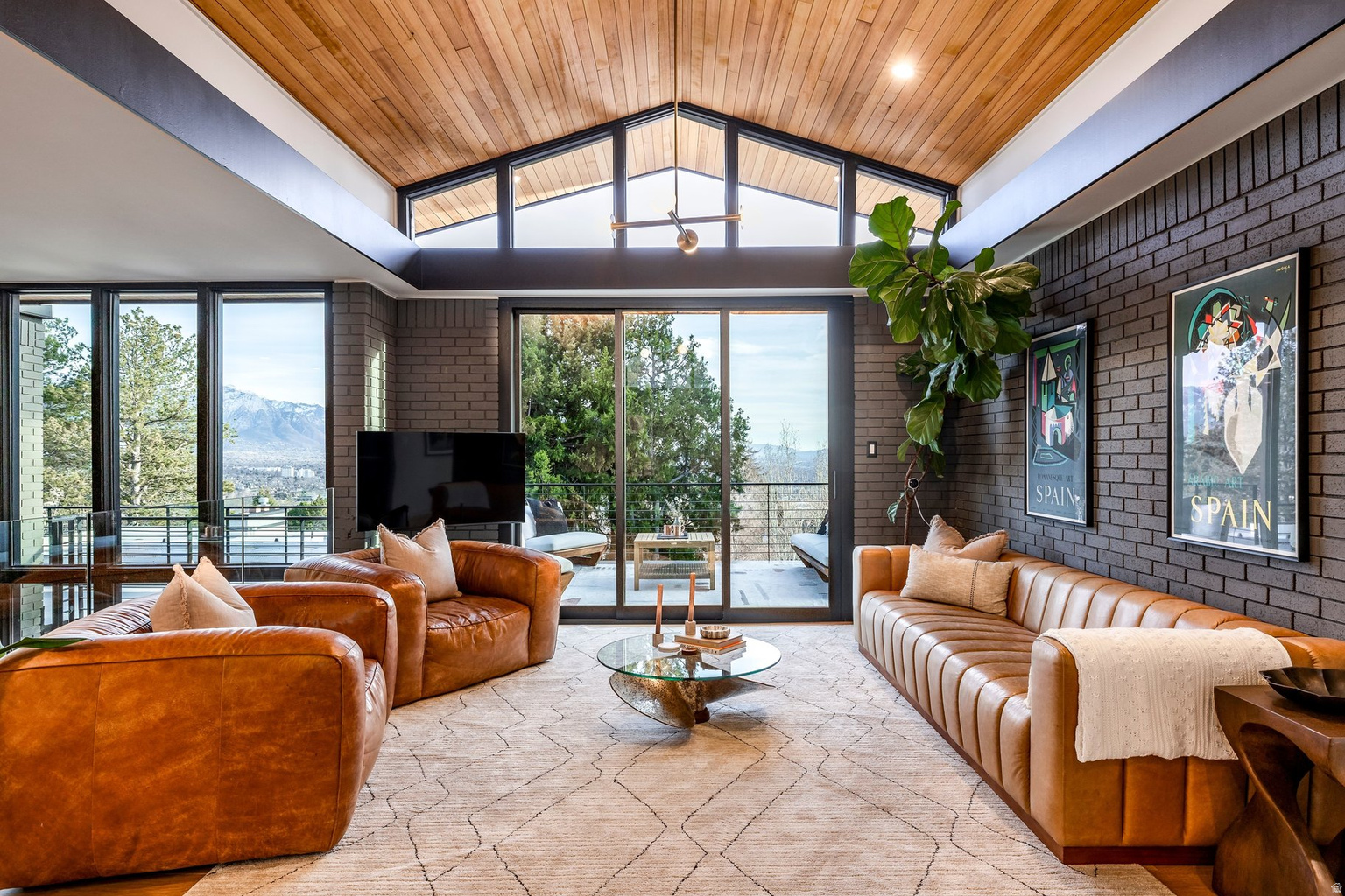 619 N J ST, Salt  Lake  City, UT, 84103