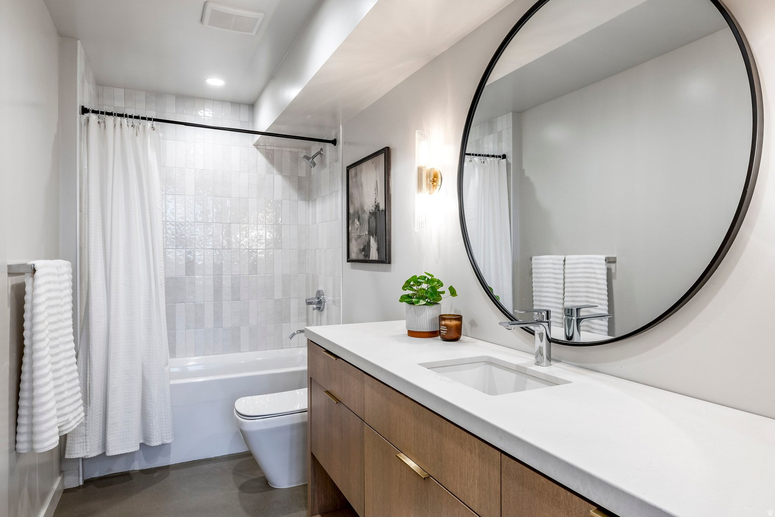 619 N J ST, Salt  Lake  City, UT, 84103