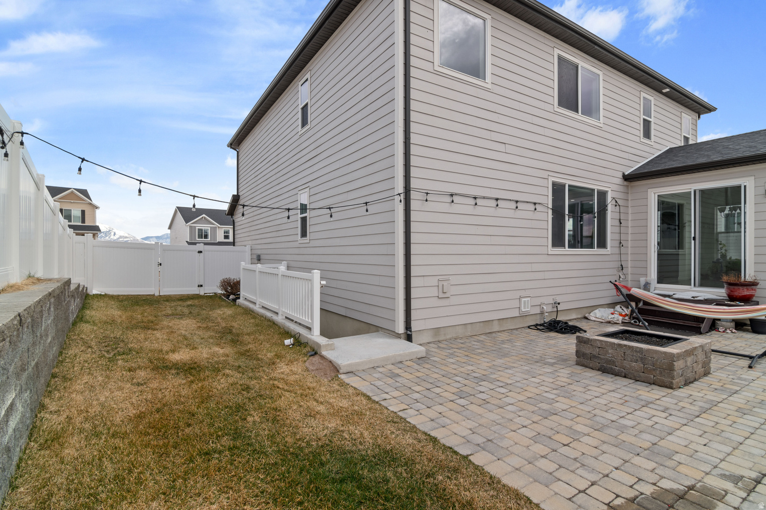 2283 N ELDERBERRY DR, Saratoga  Springs, UT, 84045