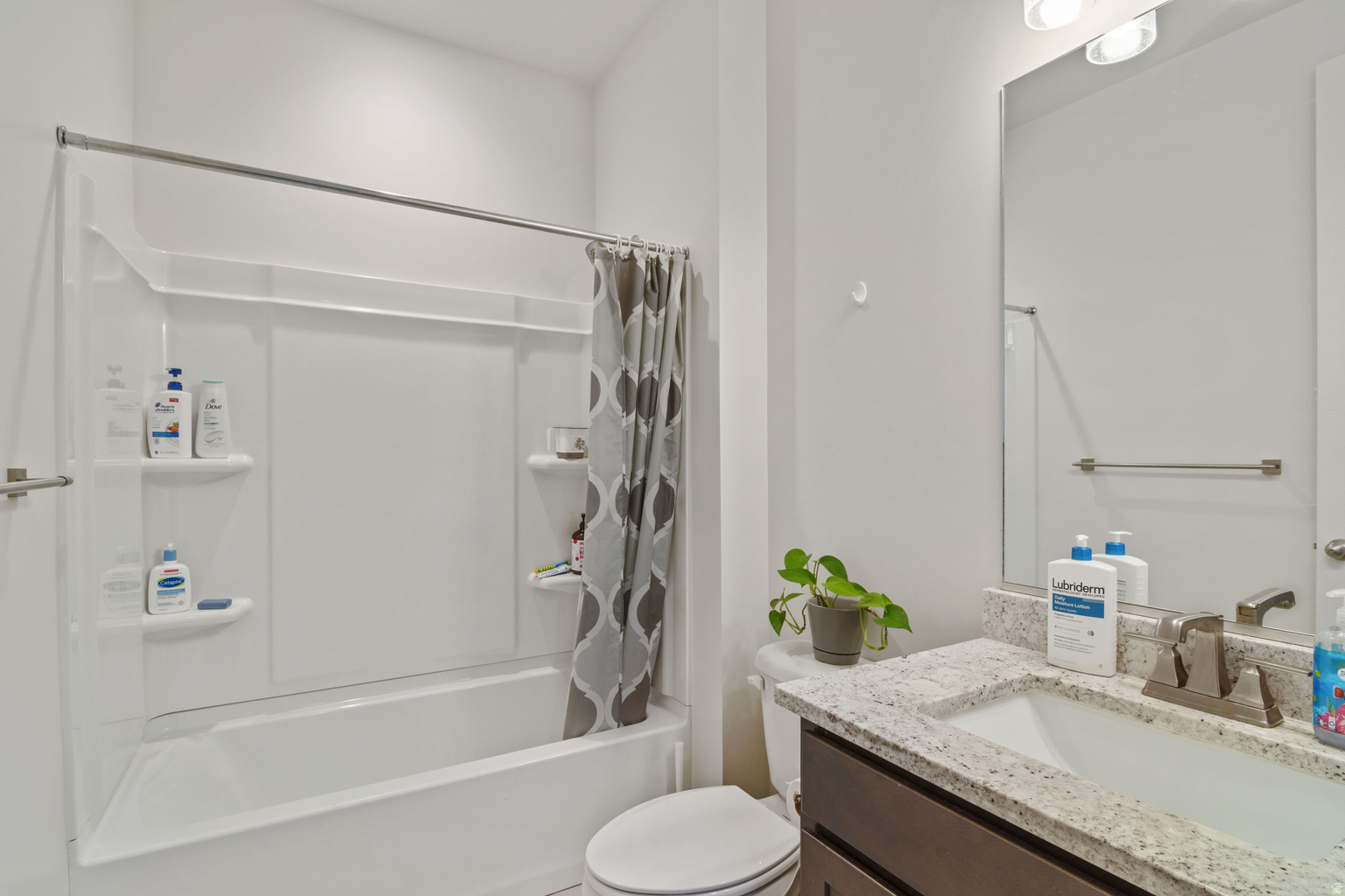 2283 N ELDERBERRY DR, Saratoga  Springs, UT, 84045