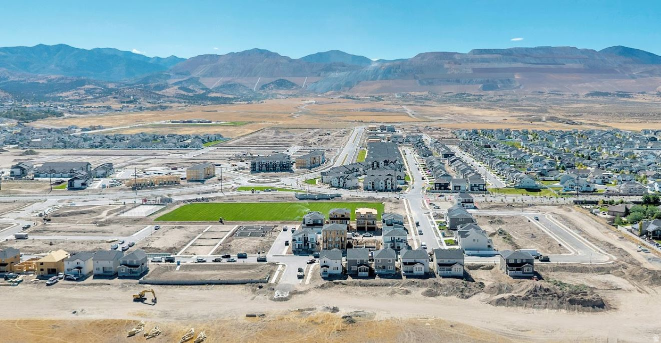 12692 S GLACIER TRAIL LN UNIT 126, Herriman, UT, 84096