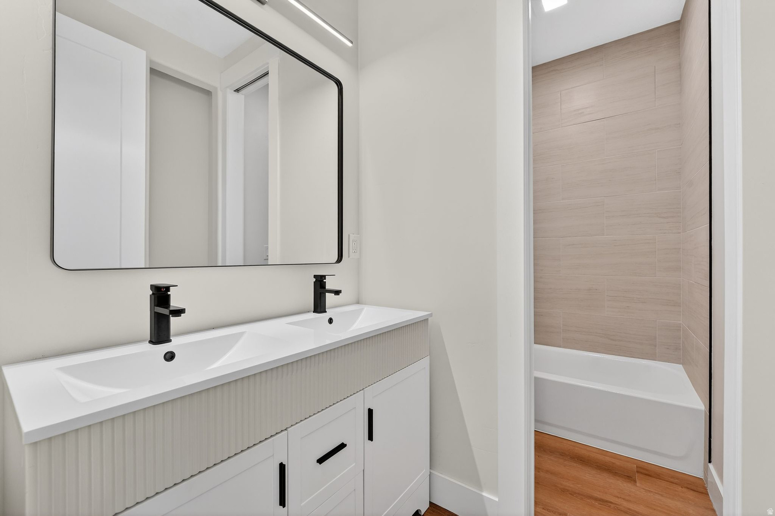 594 E SKYLINE, Tooele, UT, 84074