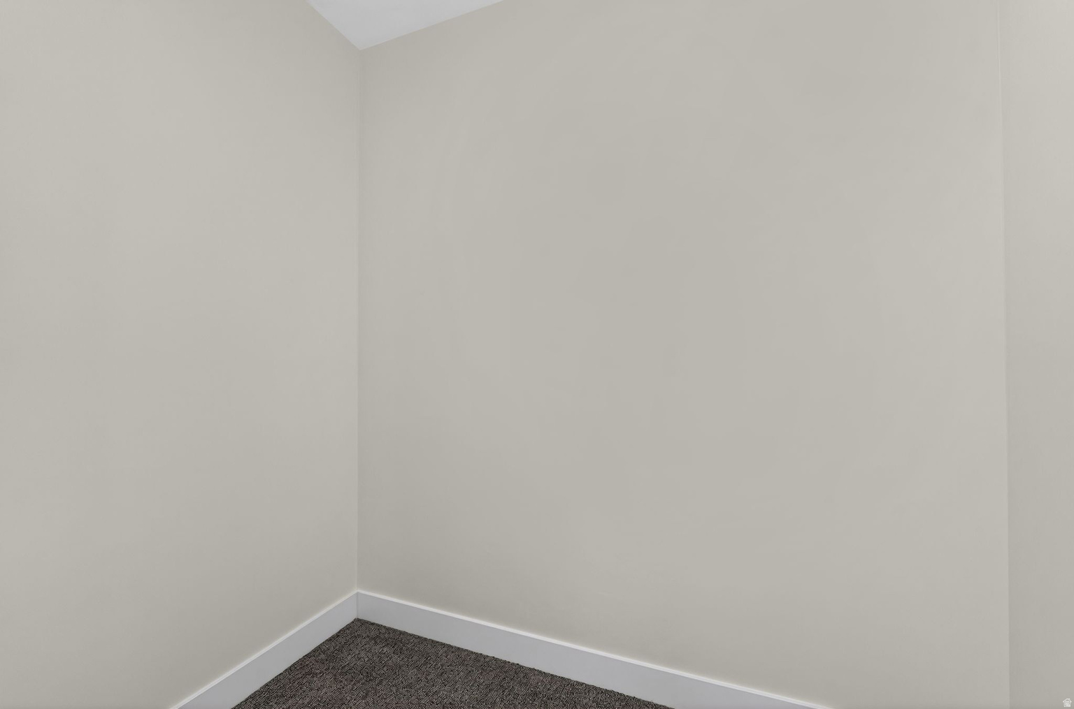 594 E SKYLINE, Tooele, UT, 84074