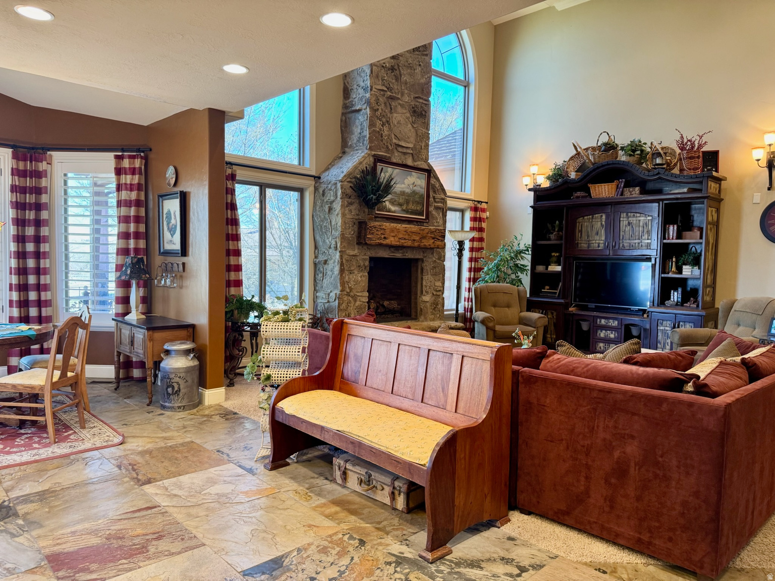 15319 S INDIAN PAINT CIR, Bluffdale, UT, 84065