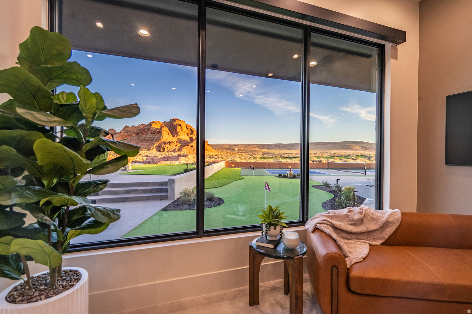 5657 W SCATTERED STARS WAY, Hurricane, UT, 84737