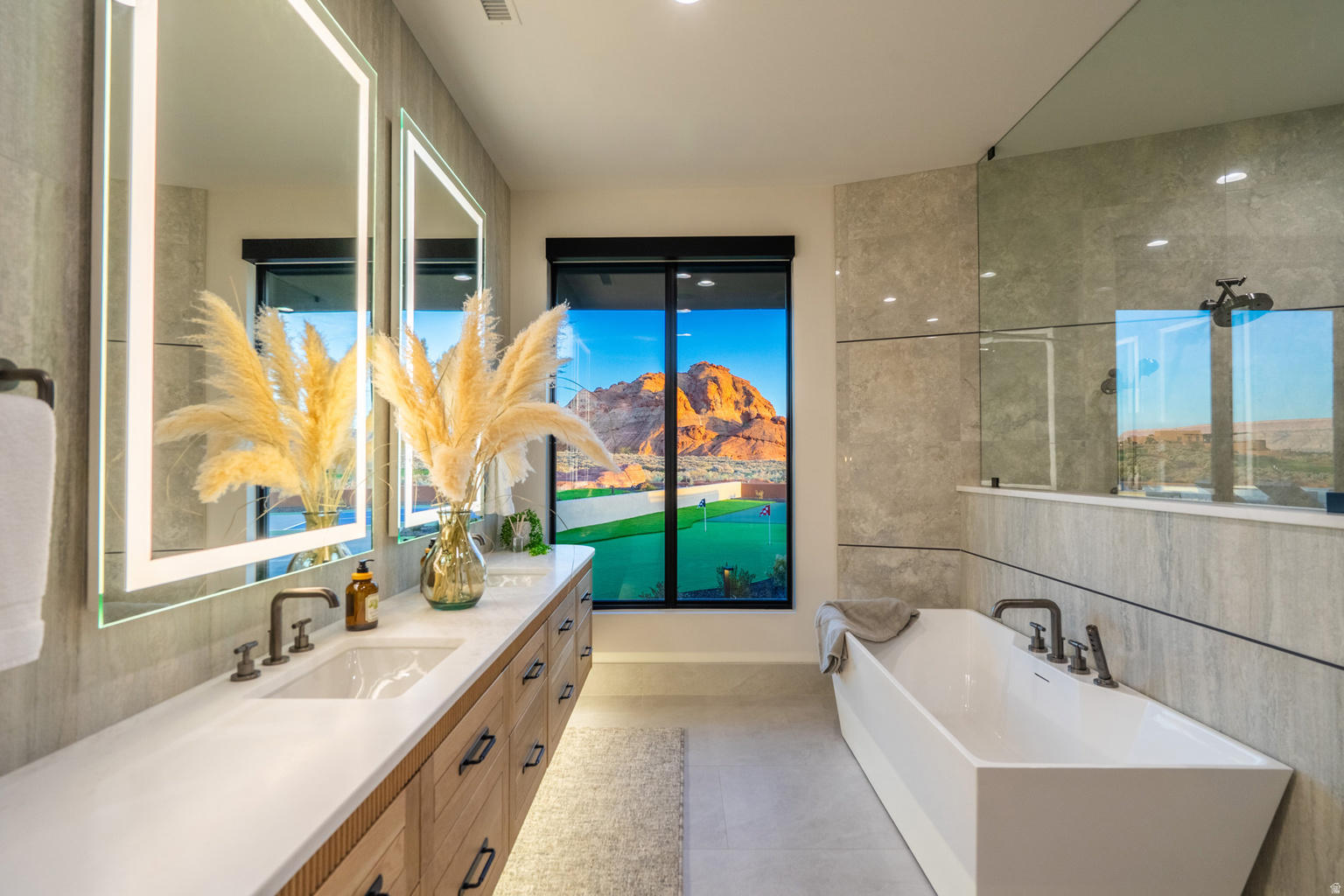 5657 W SCATTERED STARS WAY, Hurricane, UT, 84737