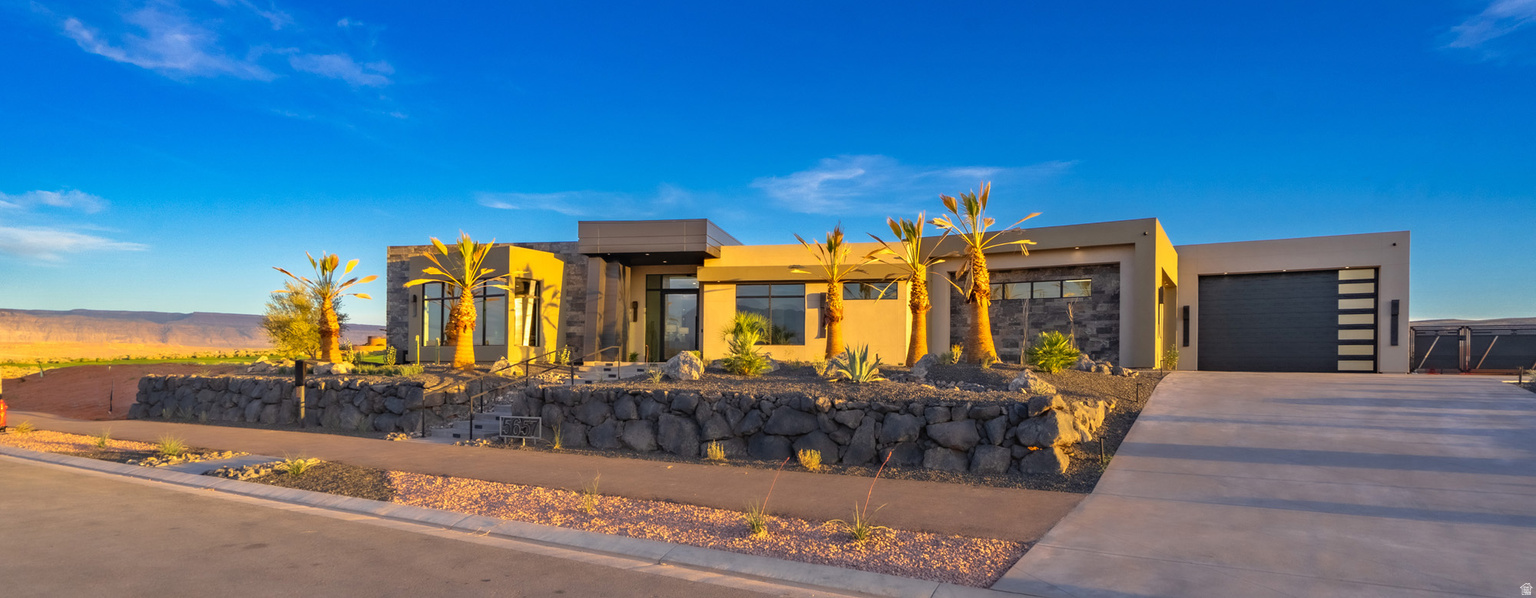 5657 W SCATTERED STARS WAY, Hurricane, UT, 84737