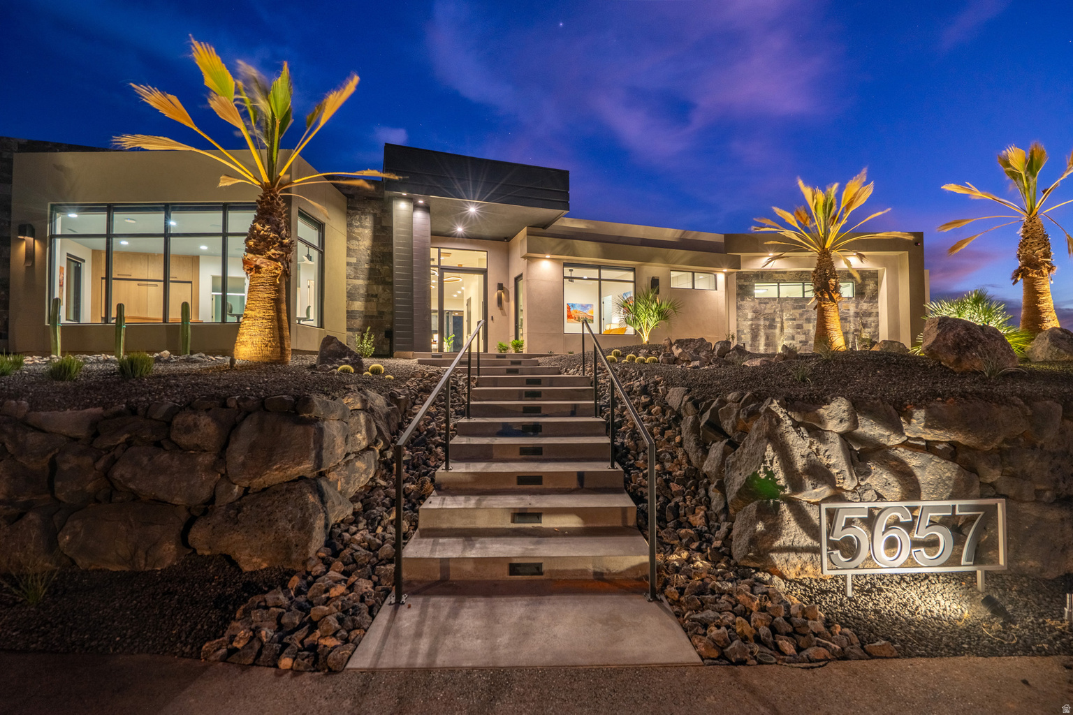 5657 W SCATTERED STARS WAY, Hurricane, UT, 84737