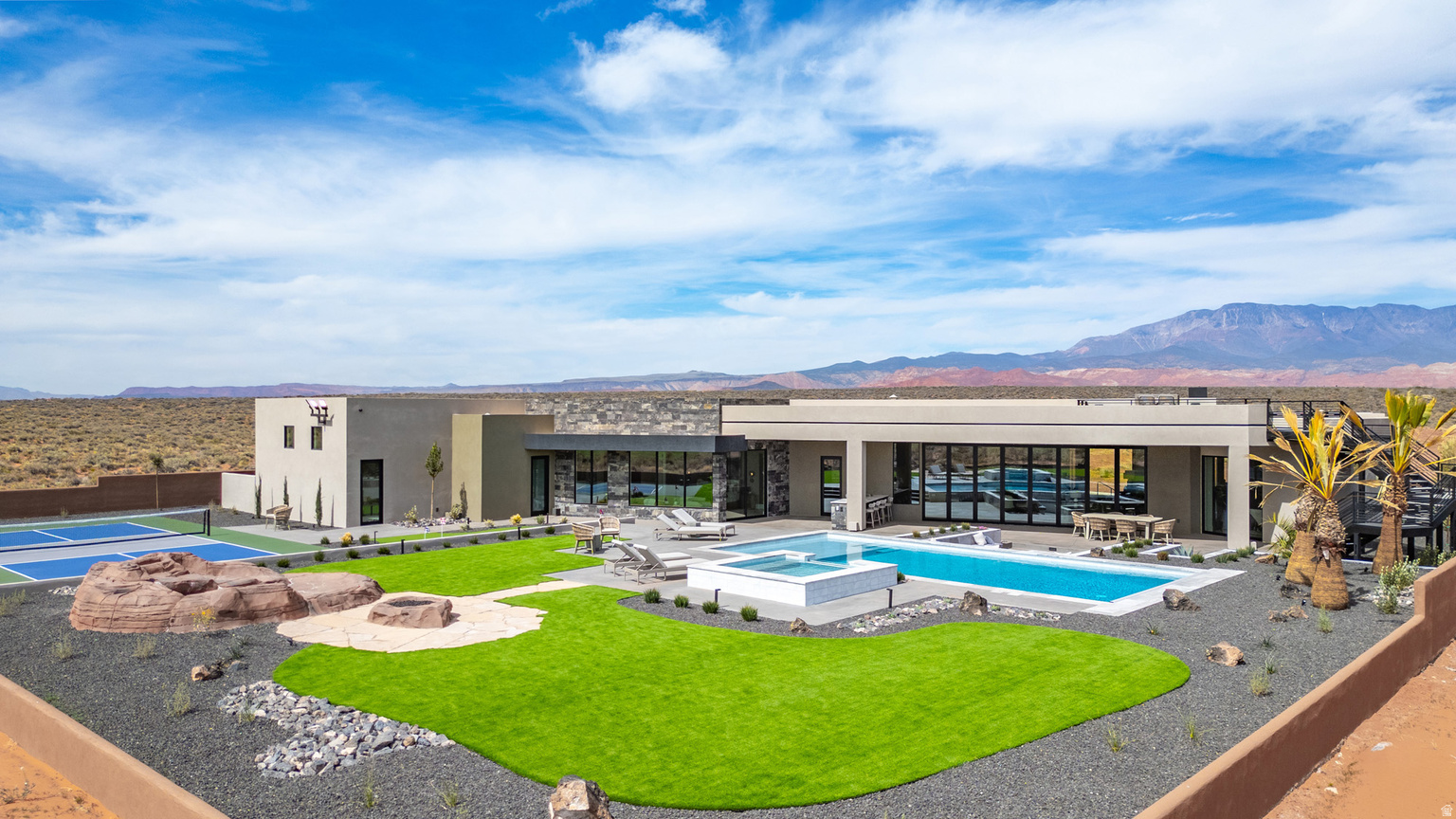 5657 W SCATTERED STARS WAY, Hurricane, UT, 84737