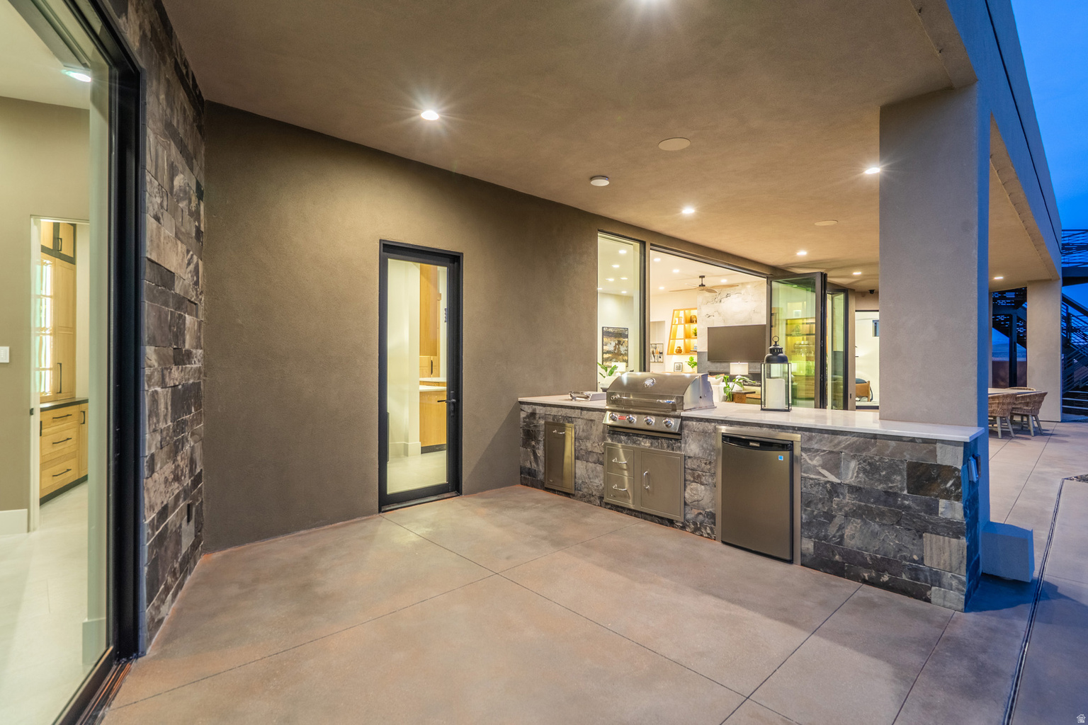 5657 W SCATTERED STARS WAY, Hurricane, UT, 84737