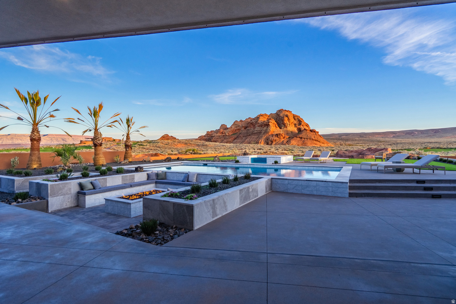 5657 W SCATTERED STARS WAY, Hurricane, UT, 84737