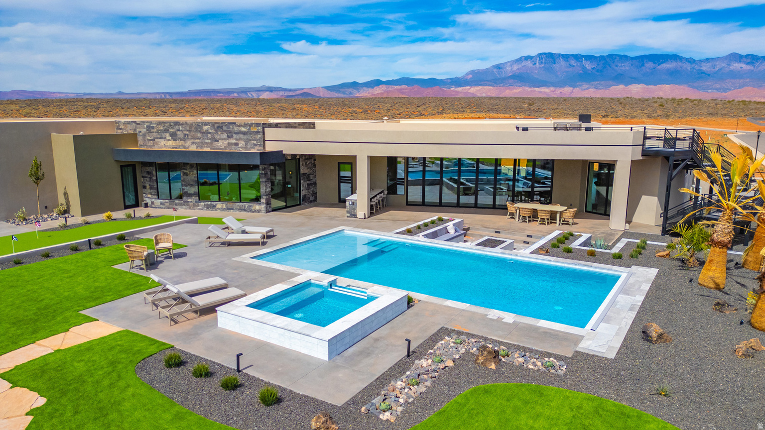 5657 W SCATTERED STARS WAY, Hurricane, UT, 84737