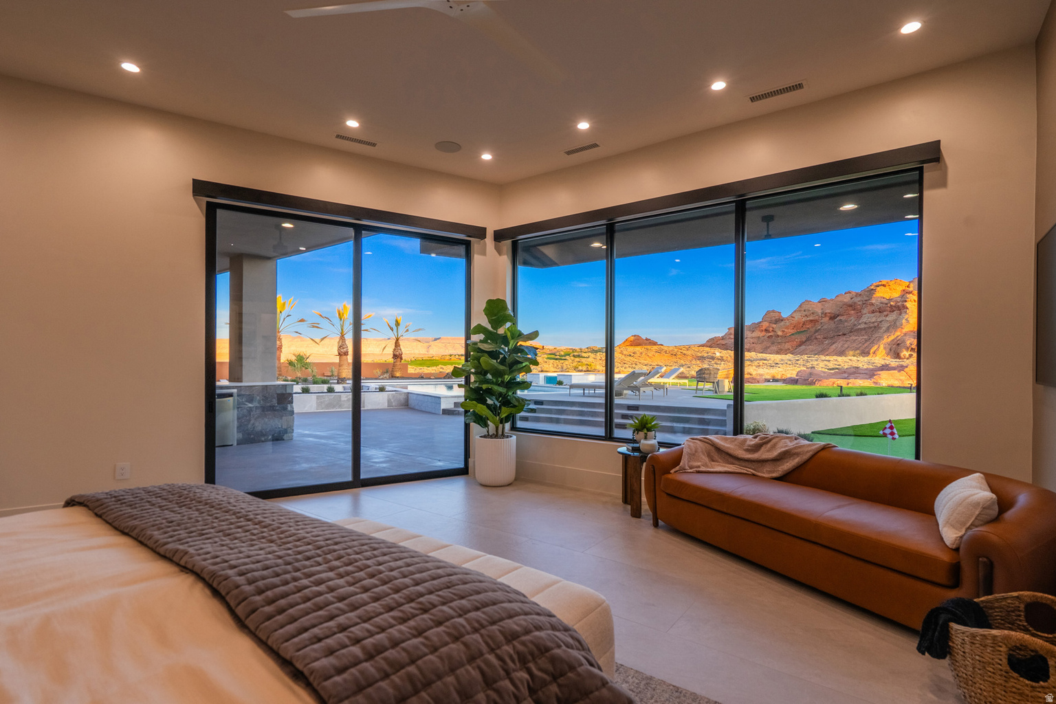 5657 W SCATTERED STARS WAY, Hurricane, UT, 84737