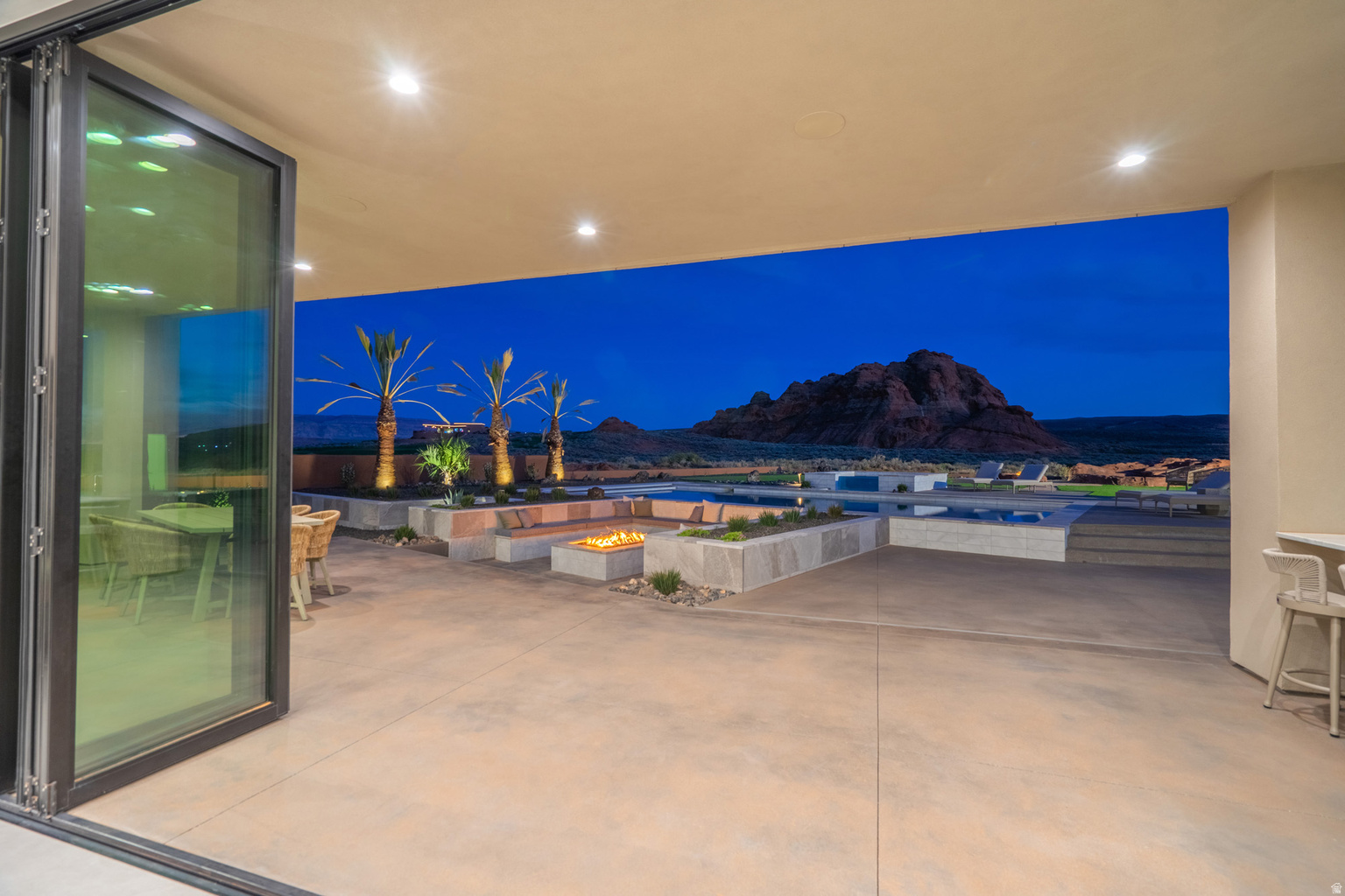 5657 W SCATTERED STARS WAY, Hurricane, UT, 84737